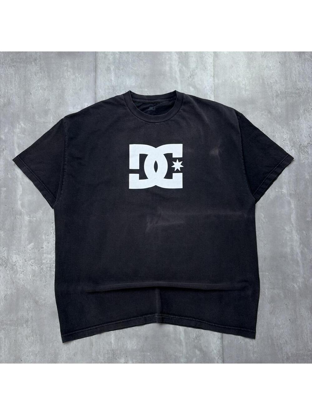 Y2K Black DC Shoes Grunge Gothic Skater Faded T-Shirt